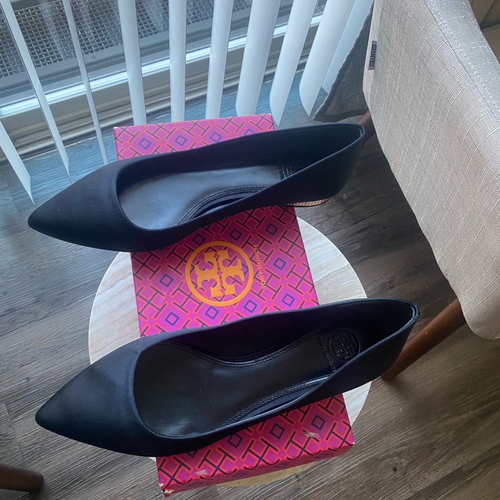 Tory Burch flats